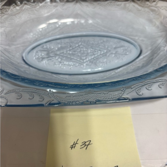 Elegant Blue Glass Dinnerware Set - Picture 2 of 2